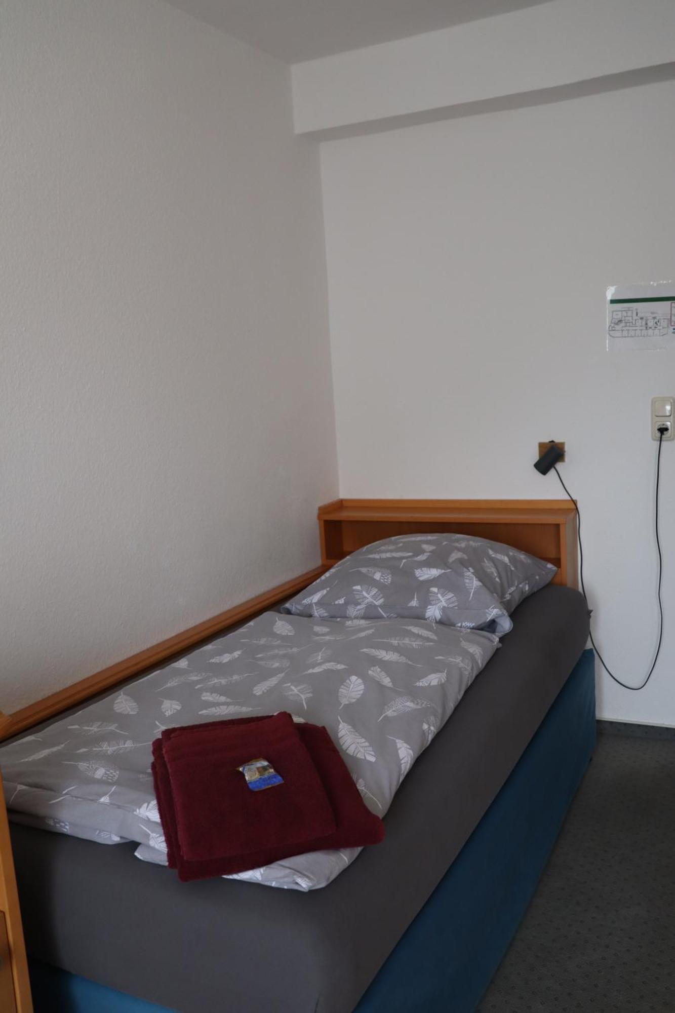Hotel Haarener Hof Bad Wünnenberg Exteriör bild